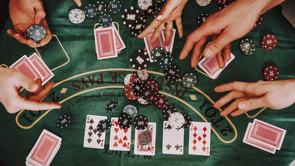 Pin Up Casino Poker